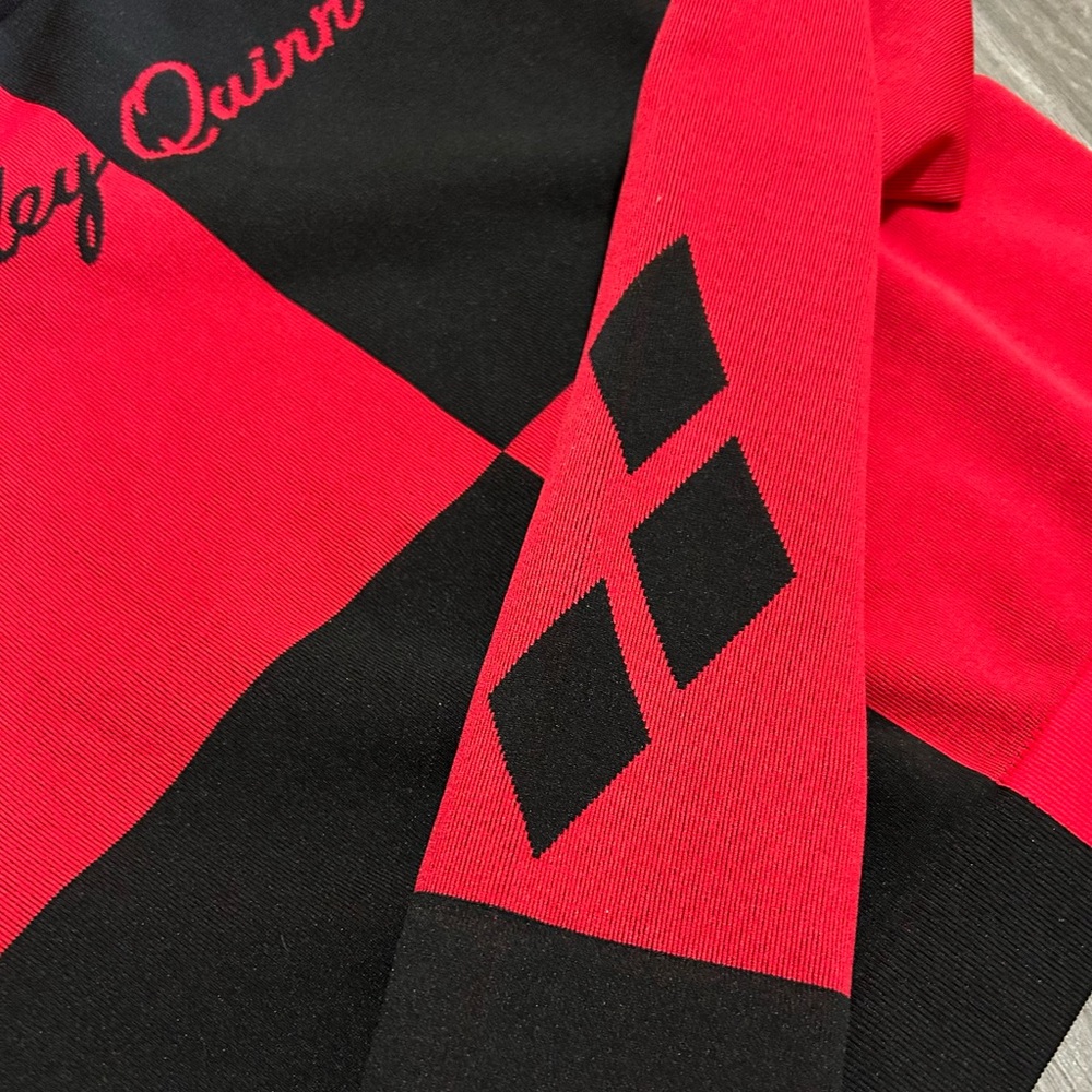 Harley Quinn Red and Black Top - Picture 4 of 10